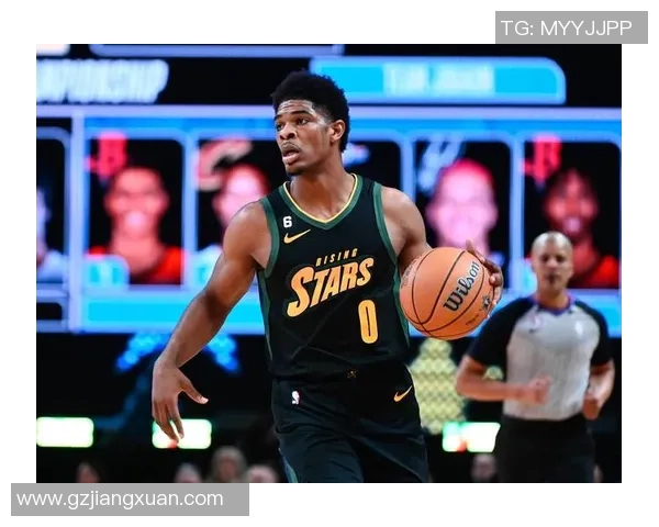 斯库特亨德森的崛起之路：从天才少年到NBA新星的奋斗故事